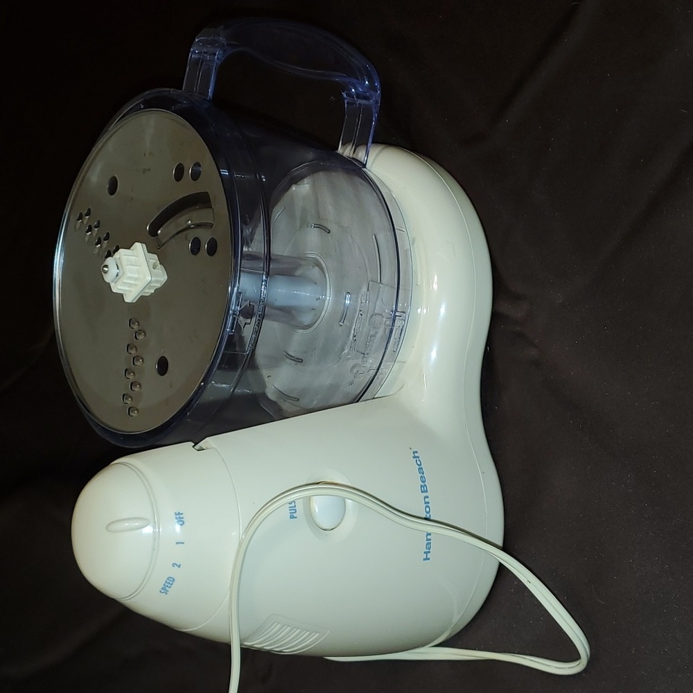 Hamilton Beach Food Processor - Picture 10 of 13
